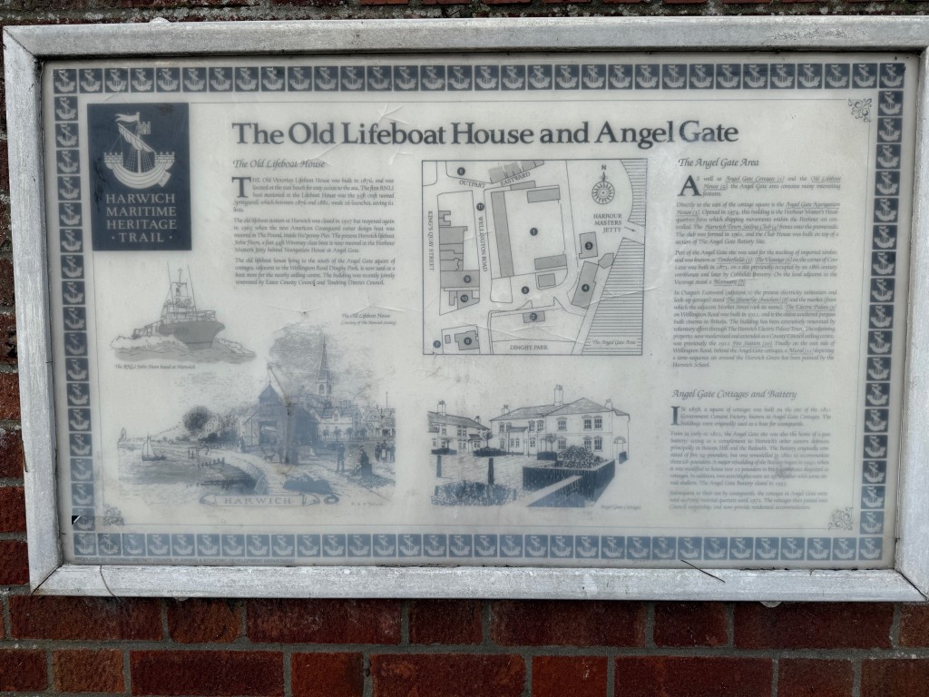 Lot: 127 - THREE-BEDROOM END-TERRACE COTTAGE FOR IMPROVEMENT - History of the local Harwich area